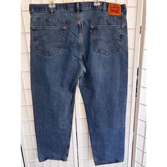 Levi’s 550 Relaxed Fit Men’s Jeans 44x32 Medium Wash Denim Classic Red Tab - Picture 4 of 10